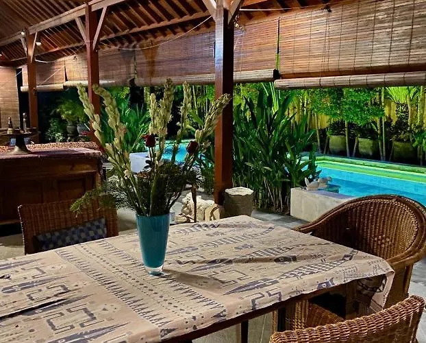 Spacious 4-bedroom Garden